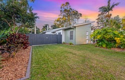 27 Elouera Close, Landsborough, Qld 4550