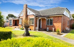 5 Astbury Street, Avoca, Vic 3467