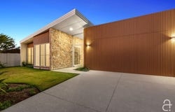 7 Parari Street, Warana, Qld 4575