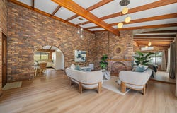 3 Chateau Court, Highland Park, Qld 4211
