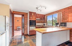 71 Carawatha Avenue, Mount Nasura, WA 6112