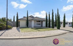 24 Sorbonne Turn, Aubin Grove, WA 6164