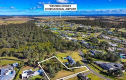 13 Pennard Crescent, Luddenham, NSW 2745