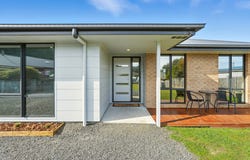 10 Fritton Drive, Dover, Tas 7117