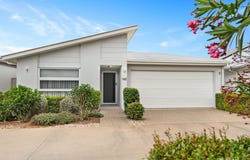 545/97-161 Hogg Street, Cranley, Qld 4350