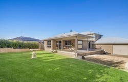10-12 Spectacle Way, Leopold, Vic 3224