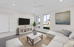 9,10,12 Barkeri Court, Rural View, Qld 4740