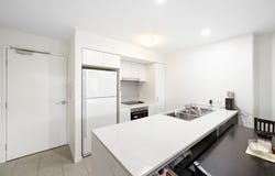 225/75 Central Lane, Gladstone Central, Qld 4680