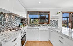 3 Palm Vista Drive, Safety Beach, Vic 3936