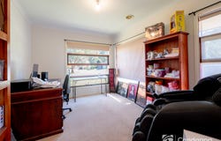 5 ISABELLA COURT, Drouin, Vic 3818