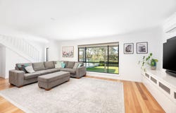 5 Nullabor Place, Yarrawarrah, NSW 2233