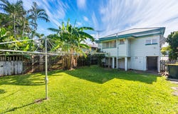 1 Friday Street, Shorncliffe, Qld 4017