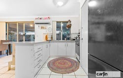 16 Wah Court, Atwell, WA 6164