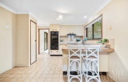 23 Dale Road, Camira, Qld 4300