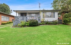 15 Pleasurelea Drive, Sunshine Bay, NSW 2536