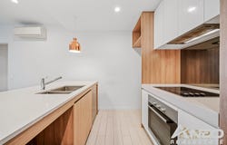 501/8 Tassels Place, Innaloo, WA 6018