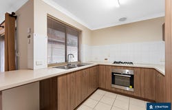 2/6 Adams Court, Kelmscott, WA 6111
