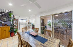 10 Mellissah Crescent, Arundel, Qld 4214