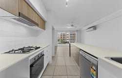 207/283 Logan Rd, Stones Corner, Qld 4120