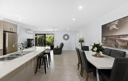 131 Cedar Creek Road, Upper Kedron, Qld 4055