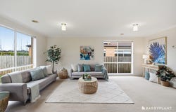 13 Jennifer Court, Pakenham, Vic 3810