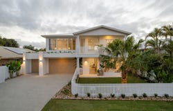 11 Paluma Street, Sunrise Beach, Qld 4567