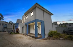 21/3 Sidhu Place, Quakers Hill, NSW 2763