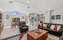 33 Fitzroy Street, Tatton, NSW 2650