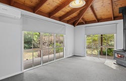 10 Mareeba Avenue, Buxton, Vic 3711