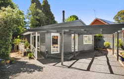 11B Falls Road, Trentham, Vic 3458
