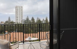 4/1 Jubilee Avenue, Broadbeach, Qld 4218