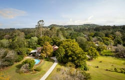128 Gold Creek Road, Brookfield, Qld 4069