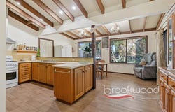 3 Hollett Road, Stoneville, WA 6081
