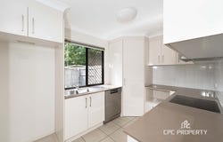 1/2 Emerald Place, Bridgeman Downs, Qld 4035