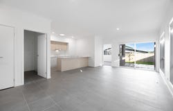 2/12 Trevallyn Avenue, Lochinvar, NSW 2321