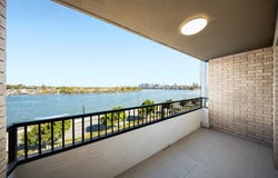 4/61 Hillside Crescent, Hamilton, Qld 4007