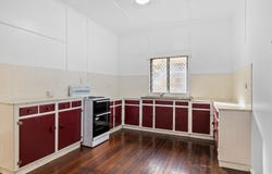 12 East Street, Mount Morgan, Qld 4714