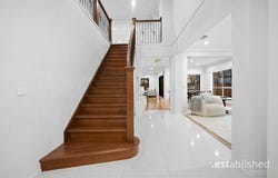 8 Coastal Promenade, Sanctuary Lakes, Vic 3030