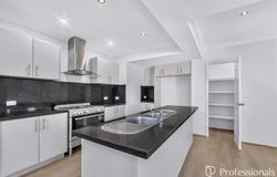 166D Hill View Terrace, Bentley, WA 6102