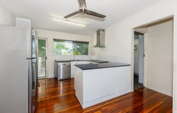 15 Hopkins Street, Currajong, Qld 4812