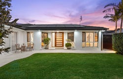 4 Blakehurst Place, Robina, Qld 4226