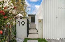 19 Neulans Road, Indooroopilly, Qld 4068