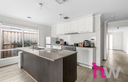 261 Warralily Boulevard, Armstrong Creek, Vic 3217