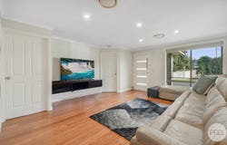 25 Dunna Place, Glenmore Park, NSW 2745