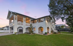 4 Wilson Street, Newtown, Qld 4305