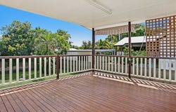 11 Bayswater Terrace, Hyde Park, Qld 4812