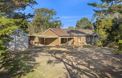 10 Ross Road, Batesford, Vic 3213