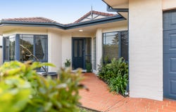 143 Nelson Street, Kearneys Spring, Qld 4350