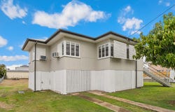 33 Armstrong Street, Berserker, Qld 4701