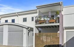 7/12-16 Kangaroo Avenue, Bongaree, Qld 4507